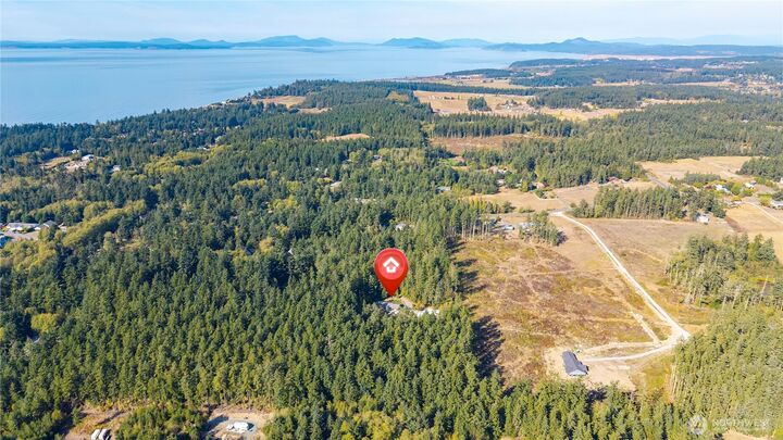 Property Photo: 1915 Karen Road WA 98277