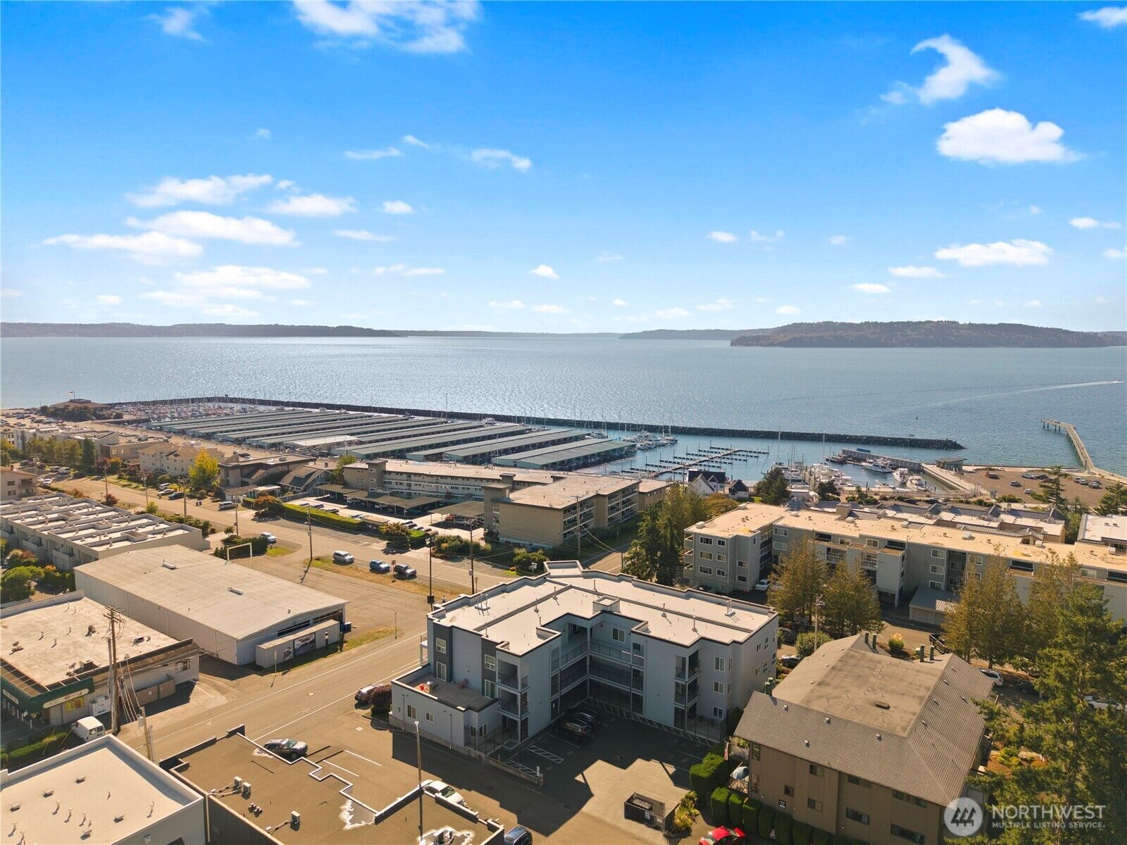 Property Photo:  22226  6th Avenue S 201  WA 98198 