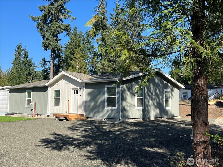 Property Photo: 920 E Lakeshore Drive W WA 98584