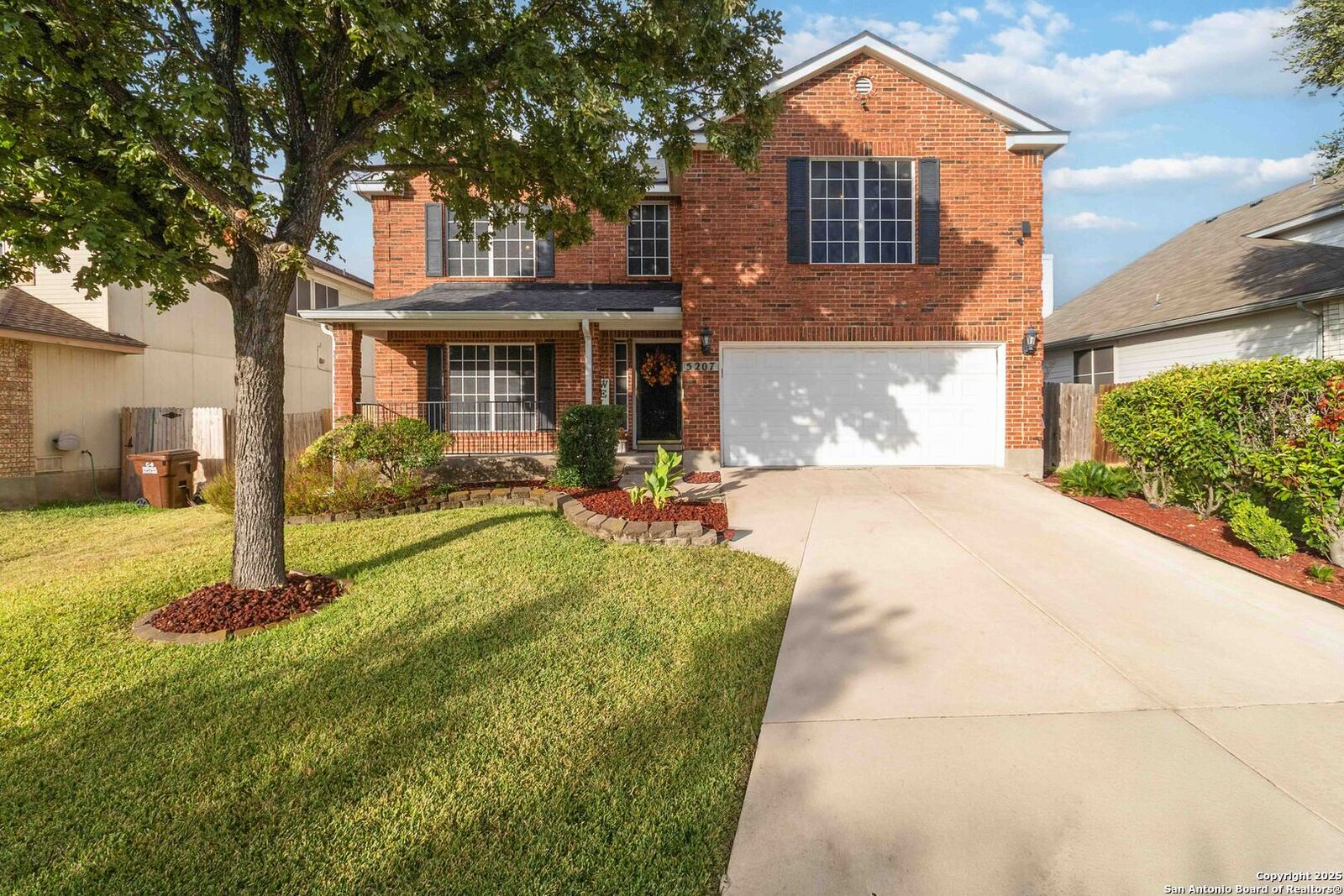 Property Photo:  5207 Wood Glen  TX 78244 