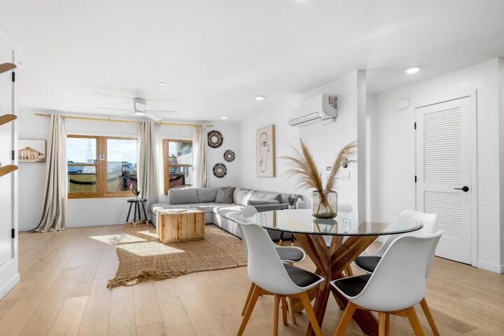 Property Photo:  208 Capitola Avenue  CA 95010 