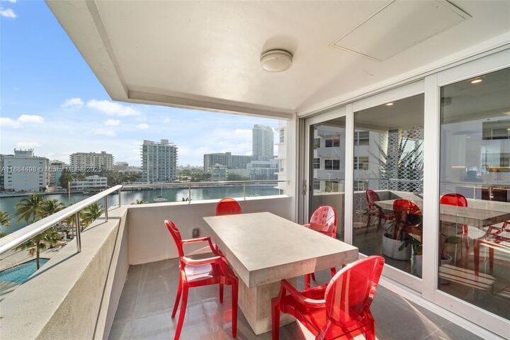 16 Island Ave 7C  Miami Beach FL 33139 photo
