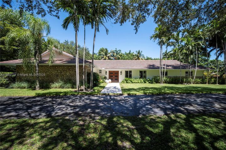 11905 SW 67th Ave  Pinecrest FL 33156 photo