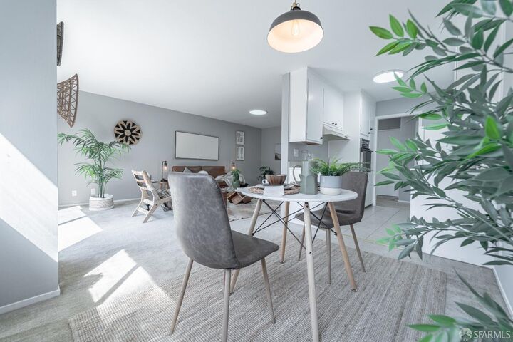 Property Photo: 94 Bayo Vista Avenue 304 CA 94611