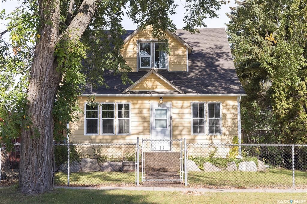 Photo de la propriété:  17 McCallum Avenue  SK S0J 0G0 