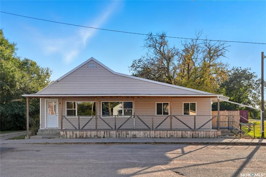 Photo de la propriété:  105 Main Street  SK S0L 1K0 