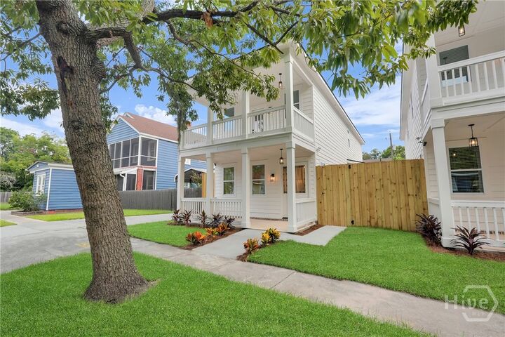 Property Photo: 904 E 33rd Street GA 31401