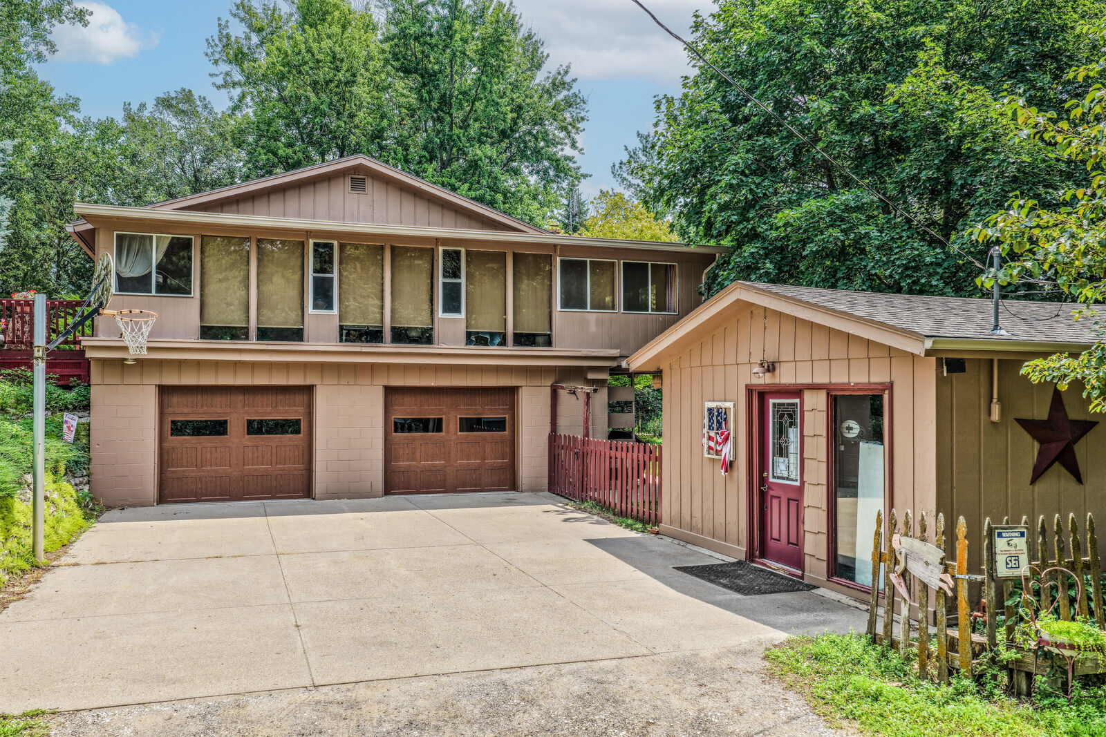 Property Photo:  2224 295th Street  IA 51555 