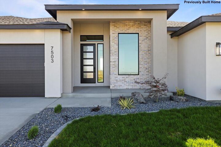 Property Photo: 4857 S Reed WA 99337