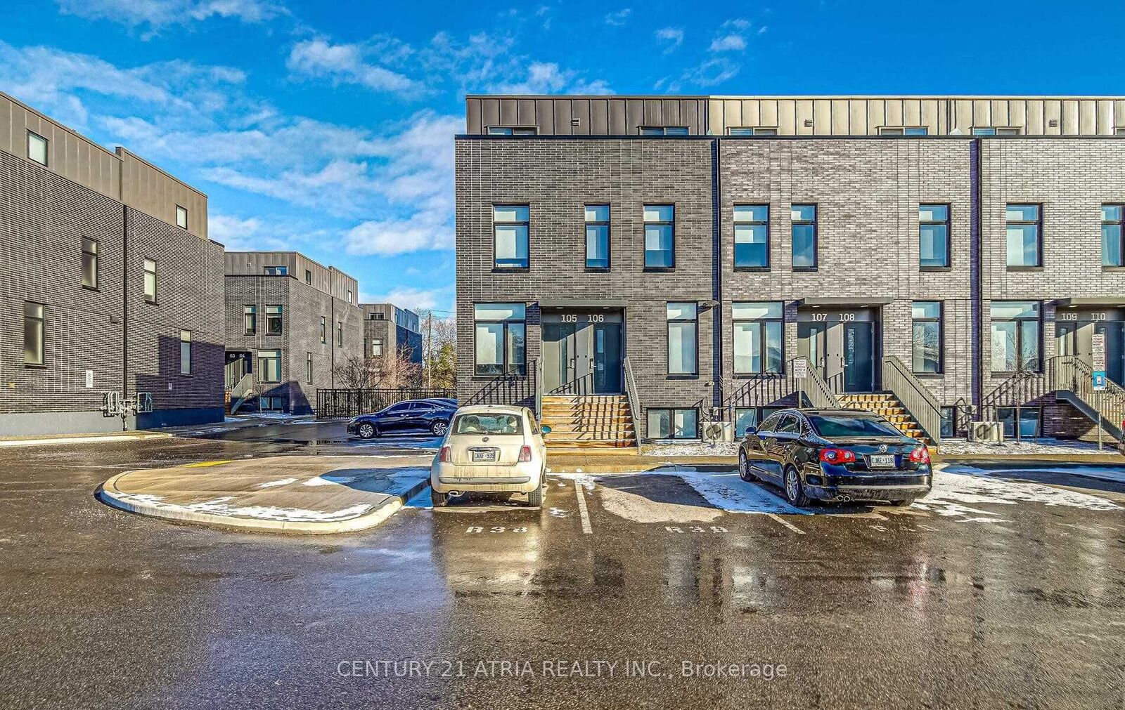 Photo de la propriété:  1780 Simcoe Street N 105  ON L1G 4X9 