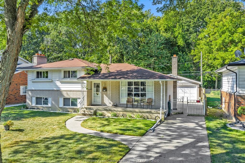 Photo de la propriété:  3379 Askin Avenue  ON N9E 3J6 