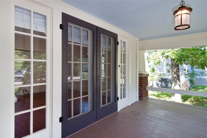 Property Photo: 620 Rogers Street TX 78666