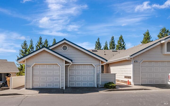 Property Photo:  2016 Stonefield Lane  CA 95403 