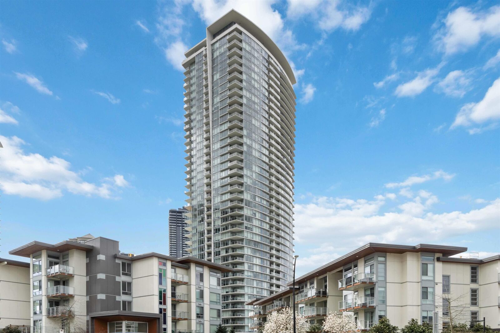 Photo de la propriété:  1788 Gilmore Avenue 1510  BC V5C 0L5 