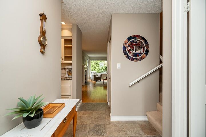 Photo de la propriété: 3799 Garden Grove Drive BC V5G 4A5