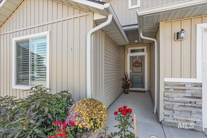 Property Photo:  16383 Sandon Ave  ID 83607 