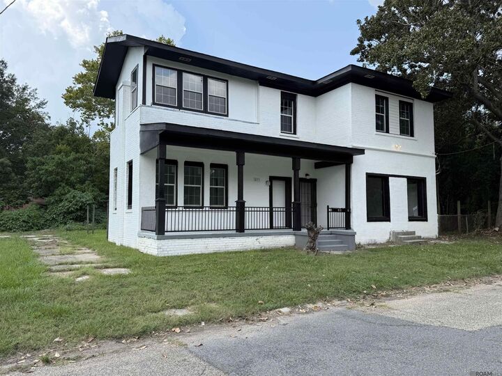 Property Photo:  1035 N 31st St  LA 70802 