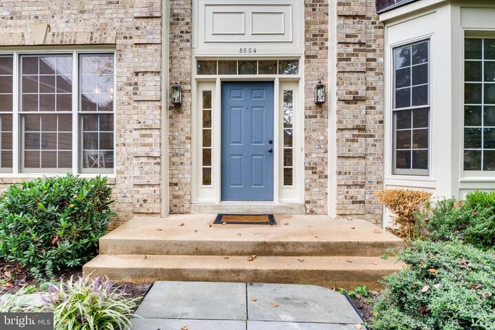 Property Photo:  8004 Chippenham Court  VA 22039 