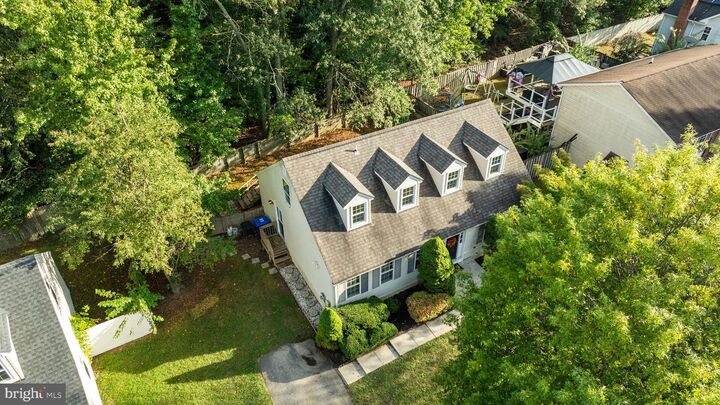 Property Photo:  2318 Rolling Meadows Street  MD 20601 