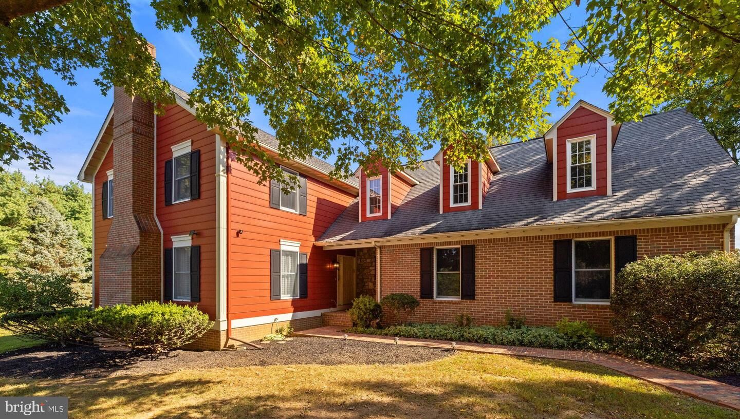 Property Photo: 505 Glendobbin Road VA 22603