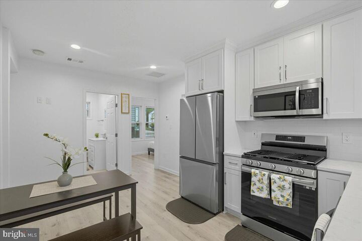 Property Photo:  5206 Gilpin Drive  VA 22151 