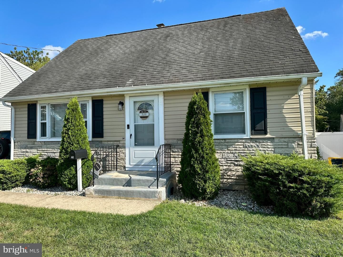 Property Photo:  29 Pettyridge Road  NJ 08620 