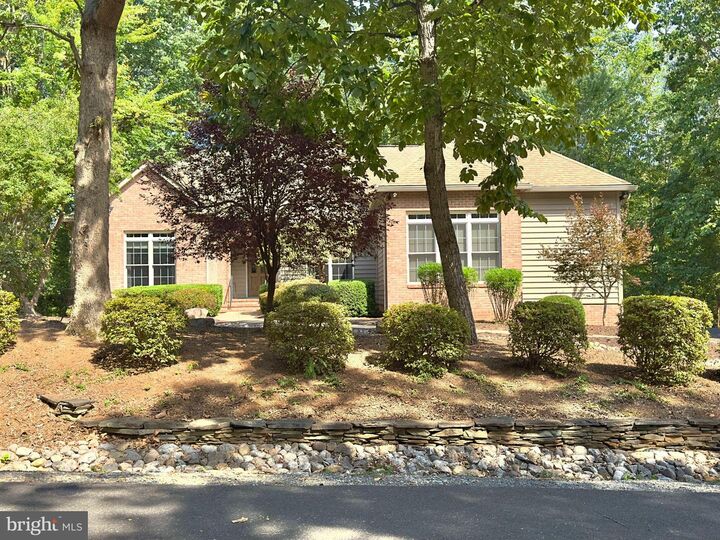 Property Photo:  120 Eagle Court  VA 22508 