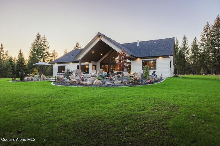 Property Photo:  23038 N Ceylon Road  ID 83858 