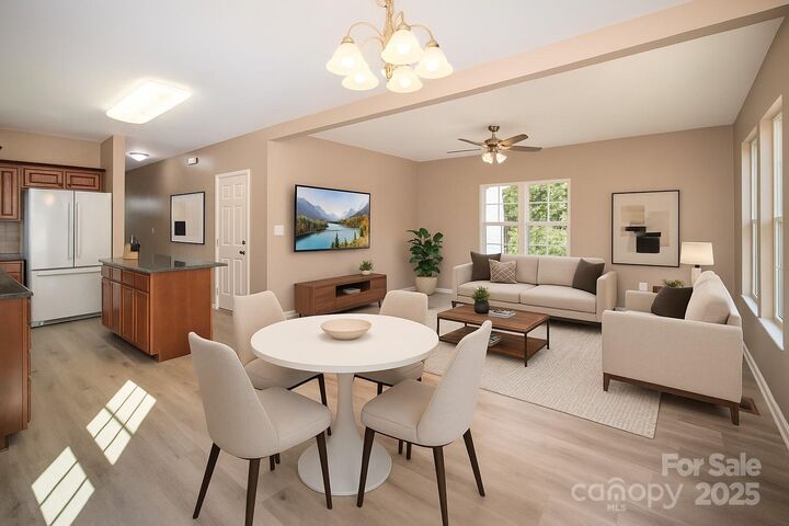 Property Photo: 114 Lookout Point Place NC 28115