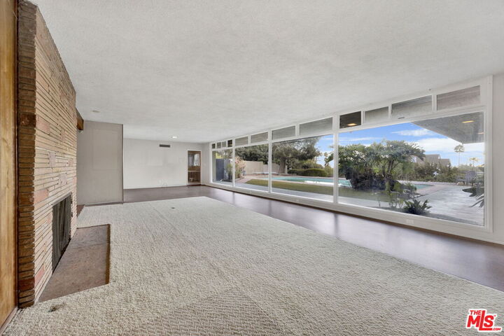 Property Photo: 7230 Outpost Cove Dr CA 90068