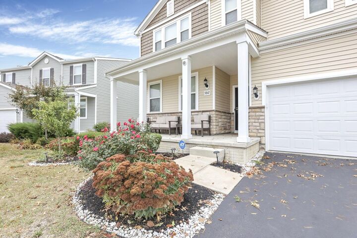 Property Photo: 5847 Sebring Drive OH 43081