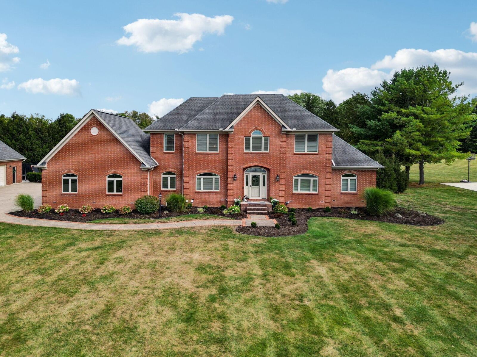Property Photo: 6772 Ohio Canal NW Court OH 43110