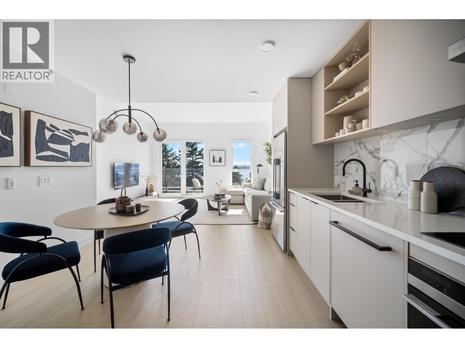 Photo de la propriété: 422 East 3rd Street 509 BC V7L 0K1