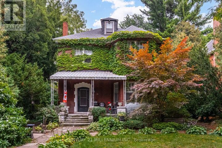 Property Photo:  99 Blake Street  ON L8M 2S7 