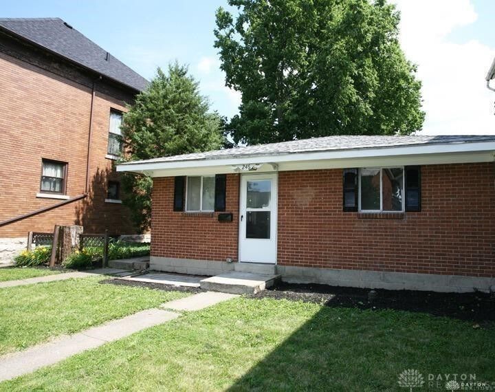 Property Photo: 246 Oak Street Apt. D OH 45410