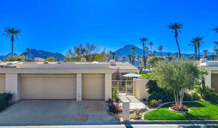 Property Photo:  75653 Valle Vista Drive  CA 92210 