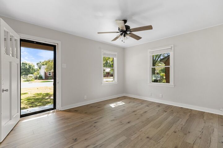 Property Photo:  321 Worthington Drive  AR 72301 