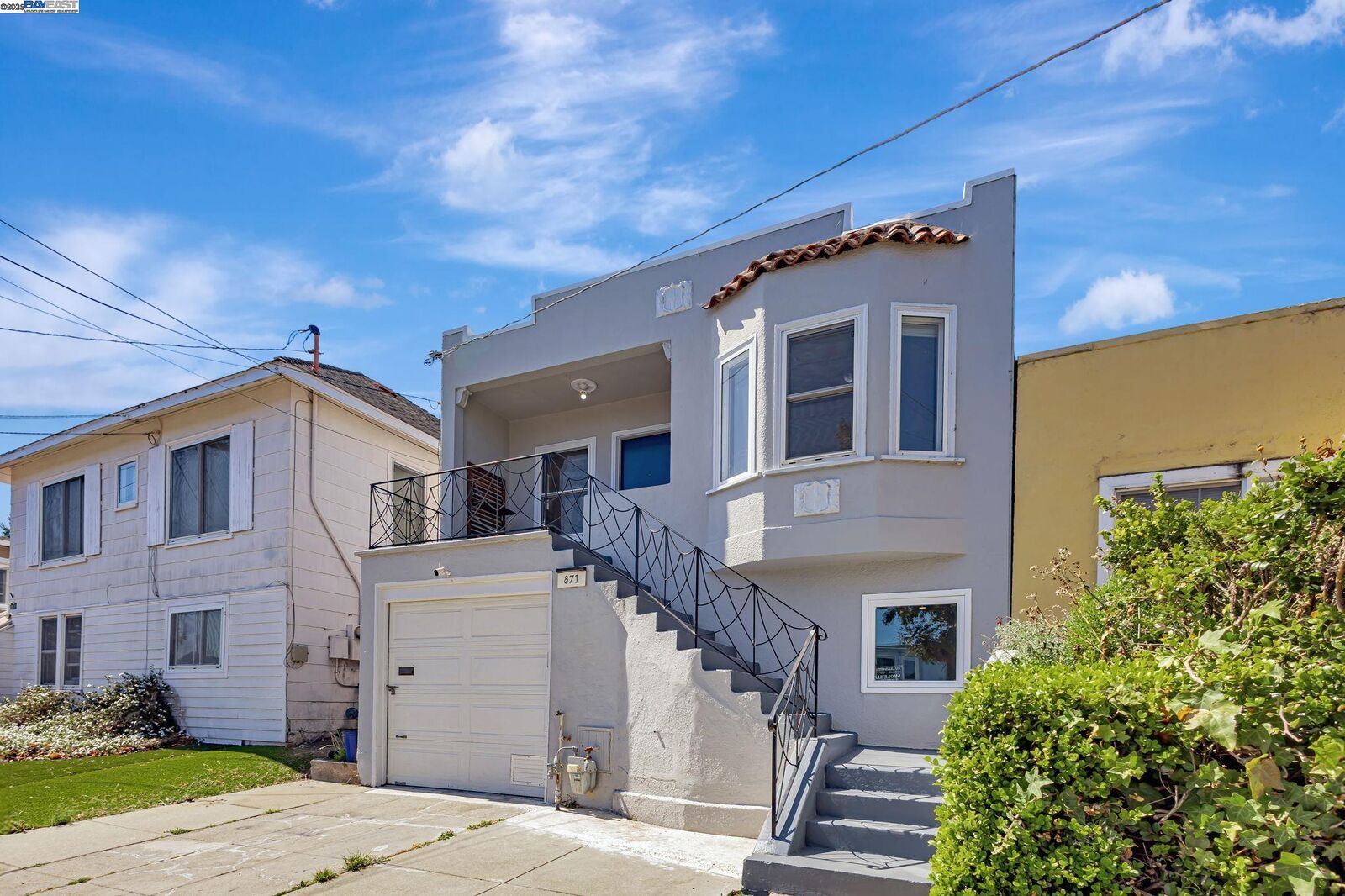 Property Photo: 871 Green Ave CA 94066
