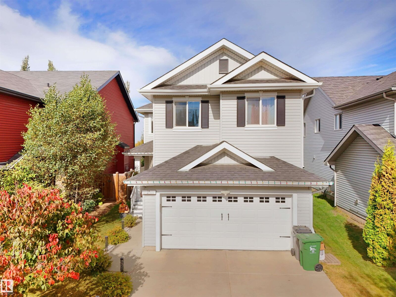 Property Photo: 110 Rue Montalet AB T4X 0H8