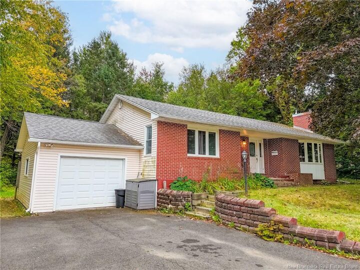 35 Evans Drive  Oromocto NB E2V 2H3 photo