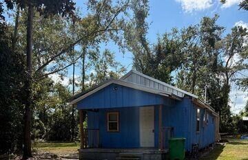 Property Photo: 201 Cummings Place GA 31601