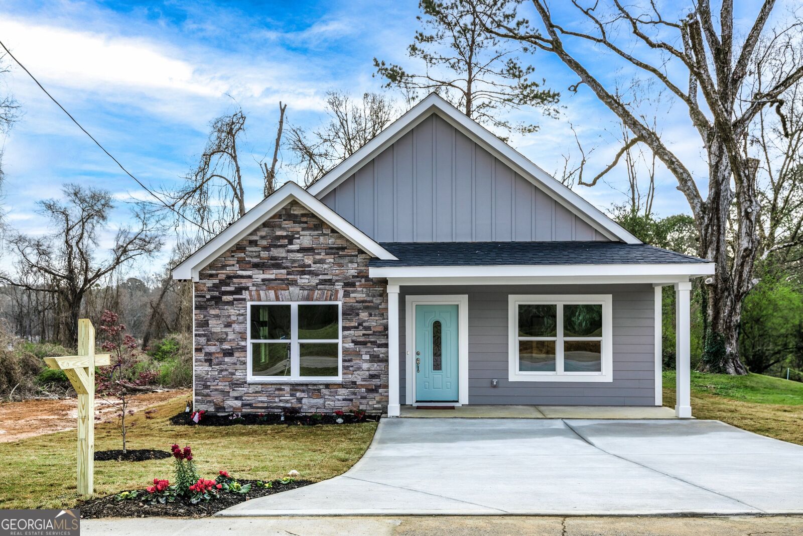 Property Photo: 306 Poplar Street GA 30230