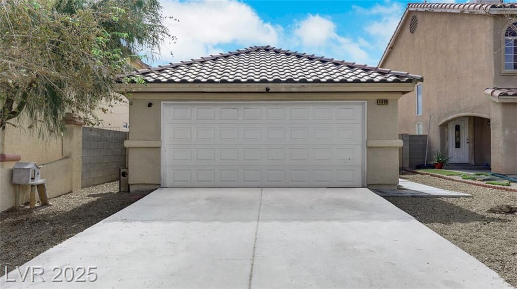 Property Photo:  4609 Little Finch Lane  NV 89115 
