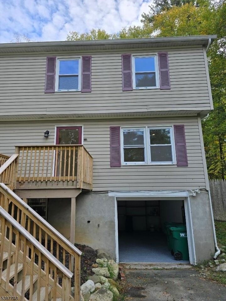 Property Photo:  125 Hemlock Hill B  NJ 07827