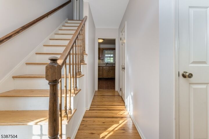 Property Photo:  26 Thrush Ln  NJ 08827 