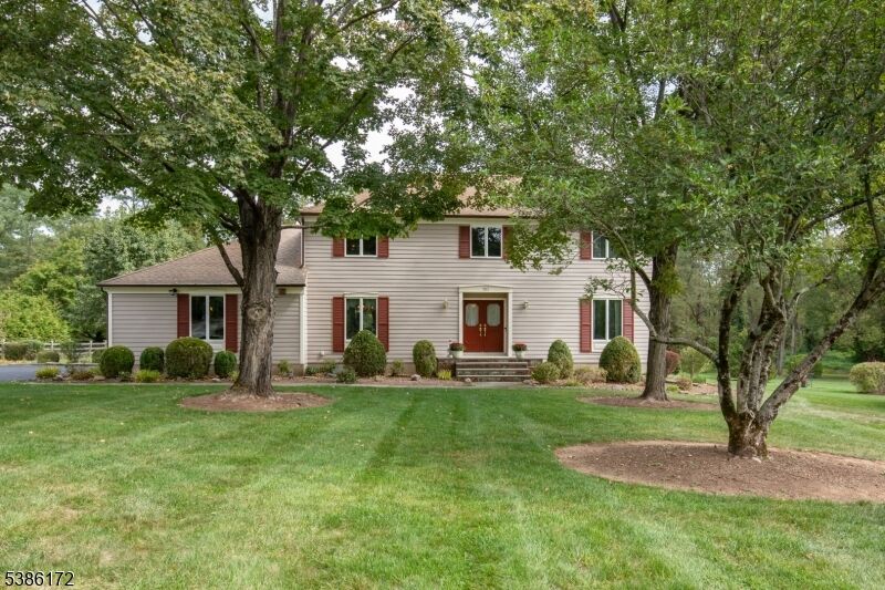 Property Photo:  110 Juniper Way  NJ 07920 