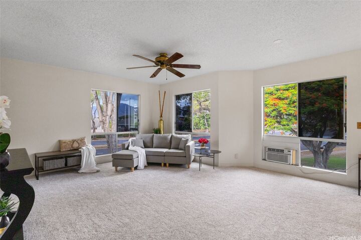 Property Photo:  94-412 Keaoopua Street 51C  HI 96789 