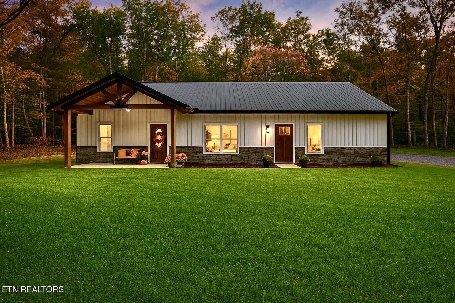 Property Photo:  2662 Cumberland Lakes Drive  TN 38574