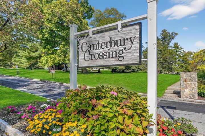 Property Photo:  103 Norfolk Court  NY 10598 