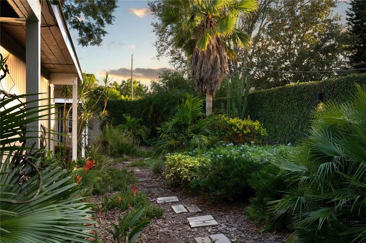 Property Photo:  1549 Drexel Ave NE  FL 33881 